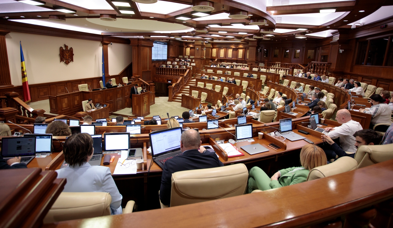 23 июня на пленарном заседании парламента были рассмотрены отчеты финансового аудита отчетов правительства об исполнении трех государственных бюджетов.