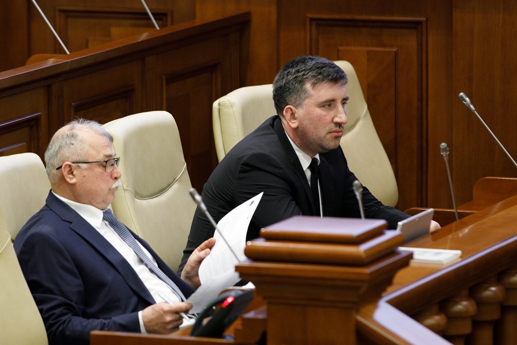 Astăzi, 16 martie, Parlamentul a aprobat, în ședința plenară, proiectul de hotărâre privind numirea domnului Alexandru Munteanu în funcția de membru al Curții de Conturi a Republicii Moldova, pe o perioadă de 5 ani.