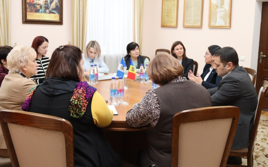 Dezvoltarea permanentă a procesul de planificare, precum și elementele necesare sporirii impactului activității de audit public extern pentru îmbunătățirea vieții cetățenilor au fost discutate în cadrul întrevederii reprezentanților Curții de Conturi a Republicii Moldova (CCRM) cu echipa Centrului Național Anticorupție (CNA), organizată la data de 23 noiembrie.
